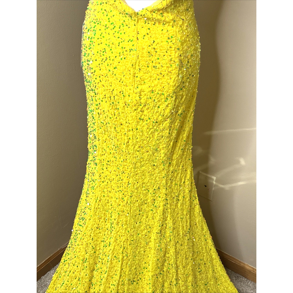 Witness of Love Evening Gown Size 14 Yellow Fully Beaded Sequin V-Neck Formal - Picture 11 of 13